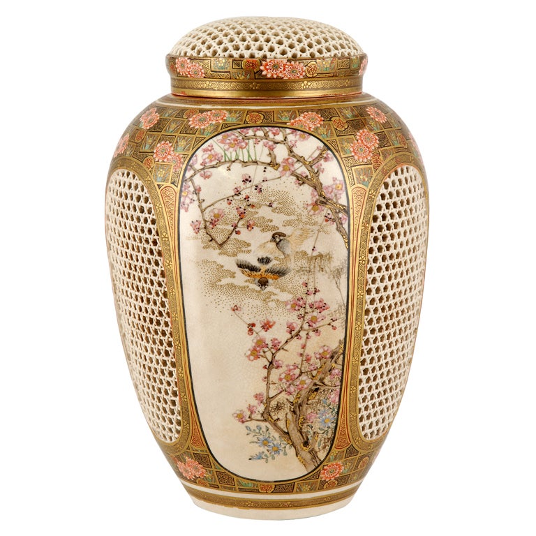 Japanese Antique Satsuma Pot-Purri Covered Jar by Ryozan For Sale