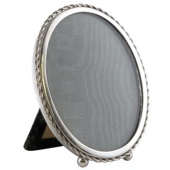 Sterling Silver small oval Photograph Frame