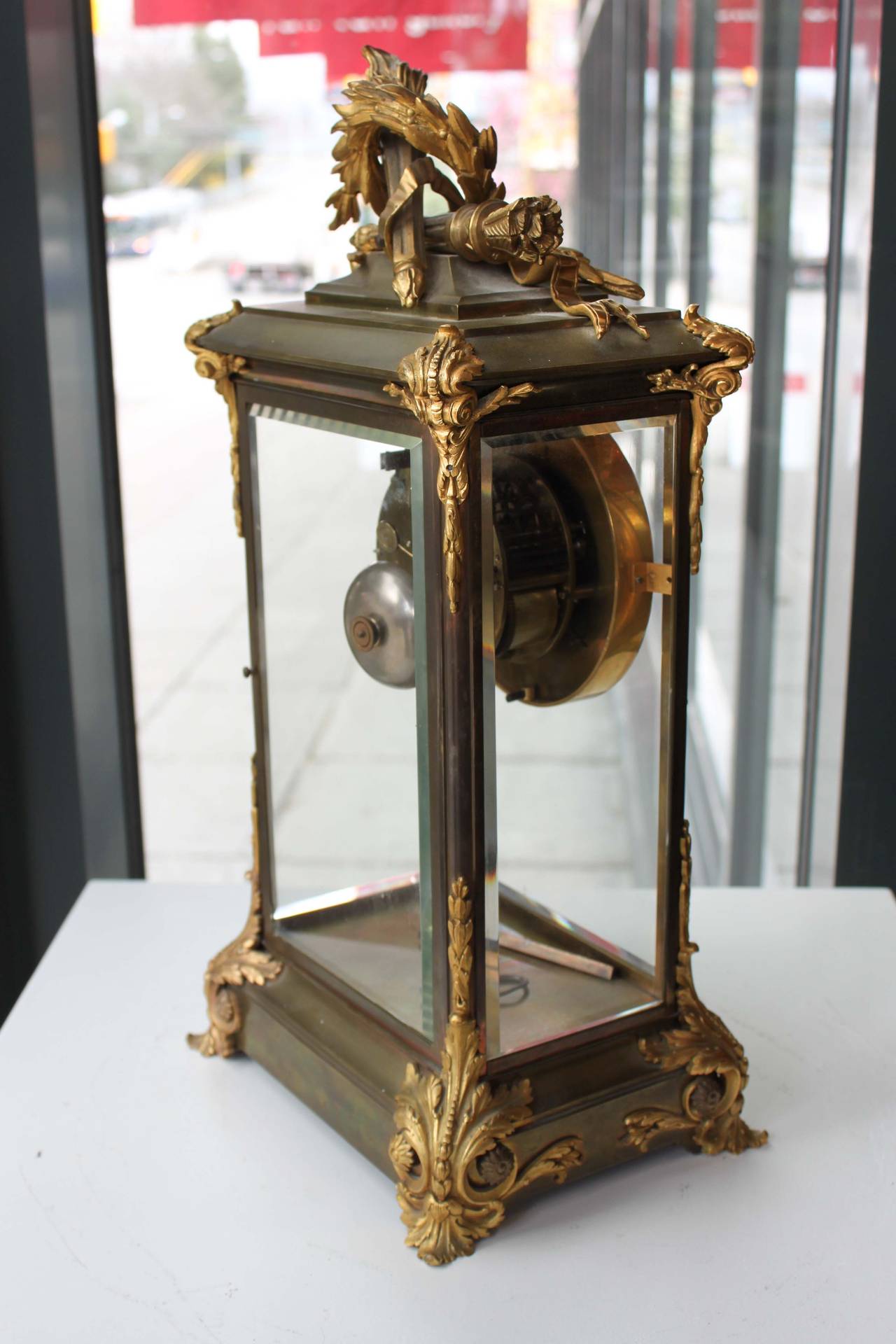 Nineteenth Century French Four-Sided  Glass Mantle Clock.19th C. For Sale 3