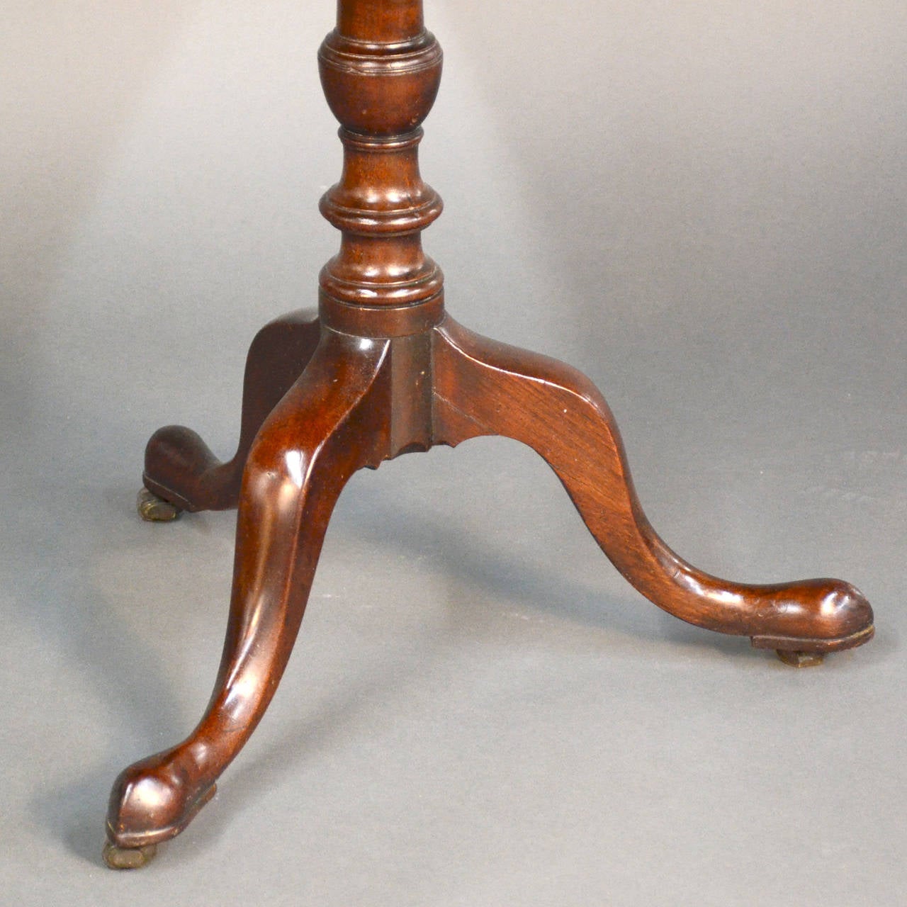 Mid-18th Century George III Mahogany Reading Stand For Sale