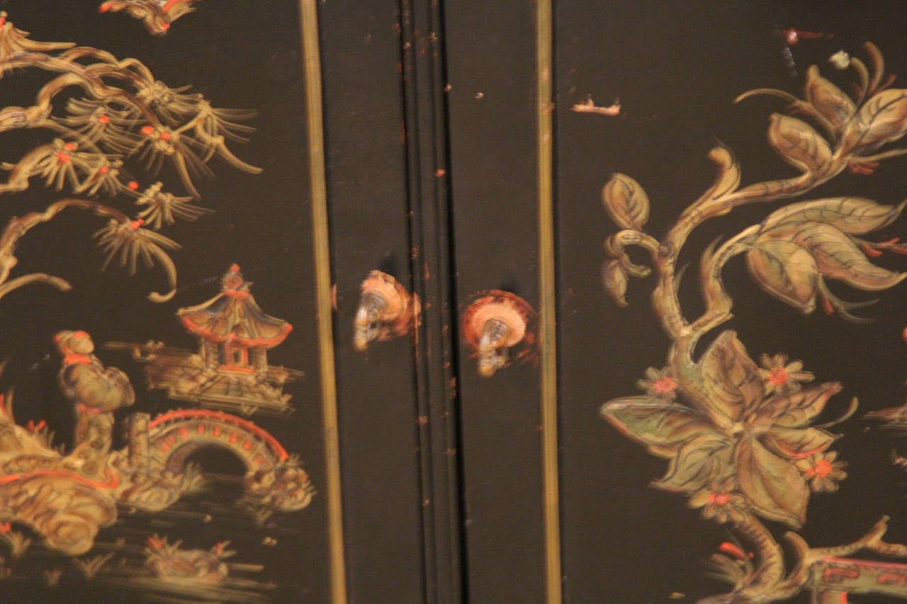 chinoiserie china cabinet