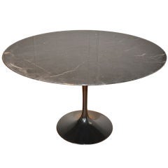 Black Marble Dining Table - Saarinen