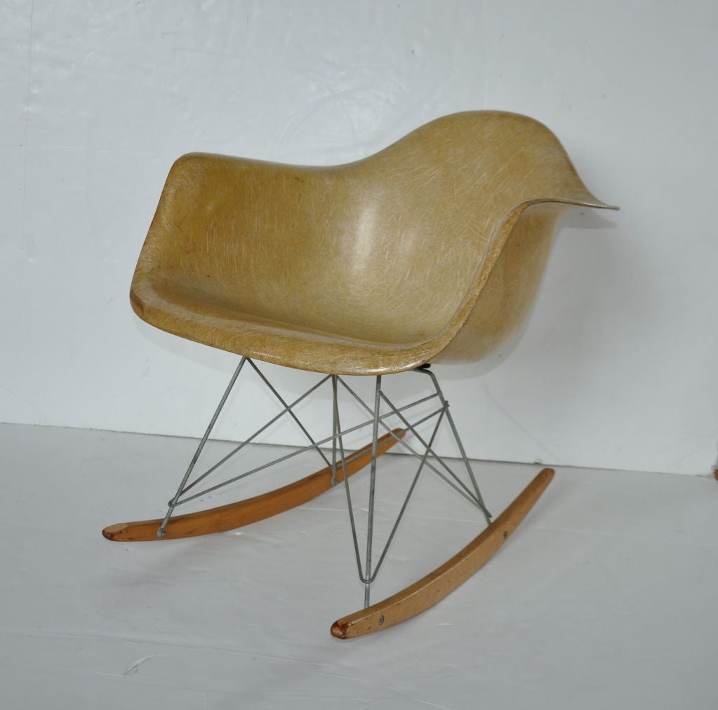American Early Rocker - Charles Eames