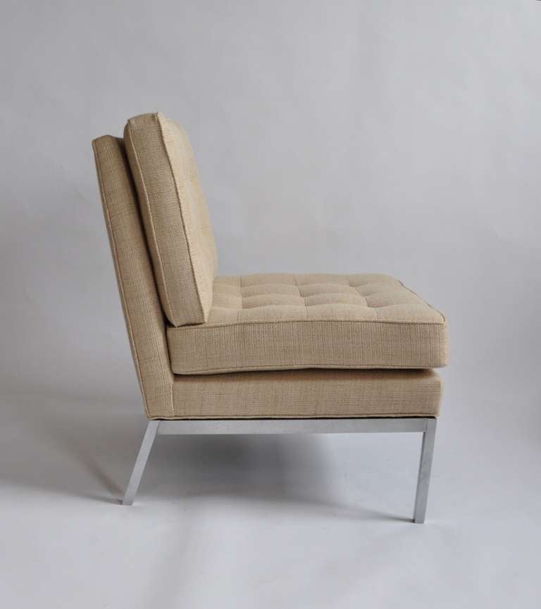 Mid-20th Century Pair of Lounge Chairs by Florence Knoll