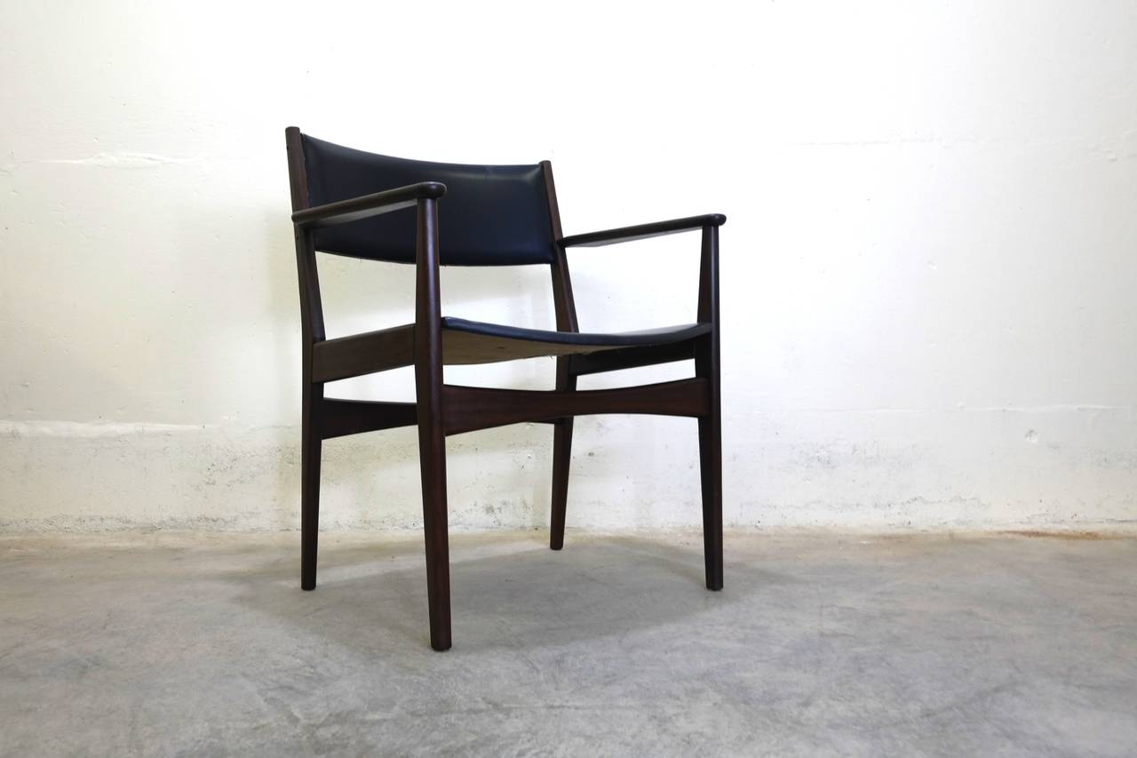 Set of Ten by Hans Olsen for Frem Rojle Dining Chairs in Walnut In Excellent Condition In Bridport, CT