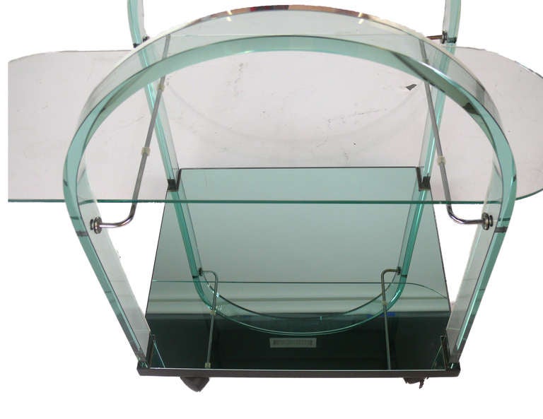 FIAM Glass tea cart/coffee table (Ca. 1970) For Sale 2