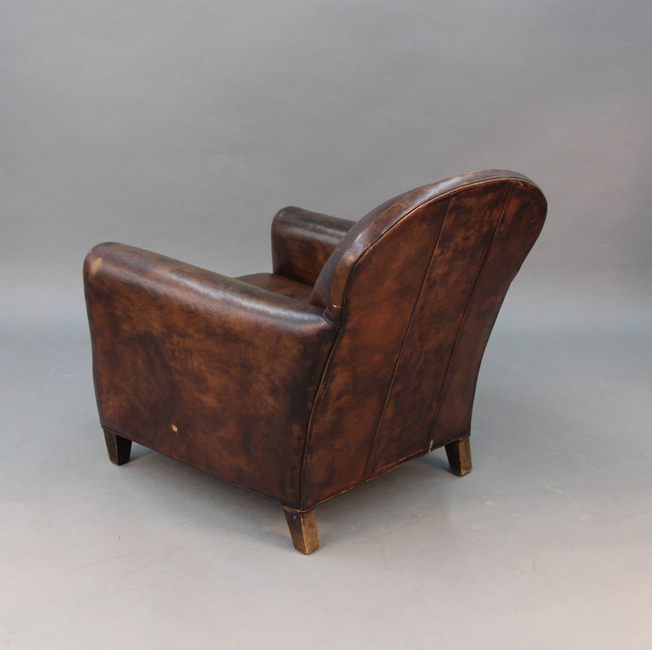 Late 20th Century Pair of Art Deco Style Leather Club Chairs