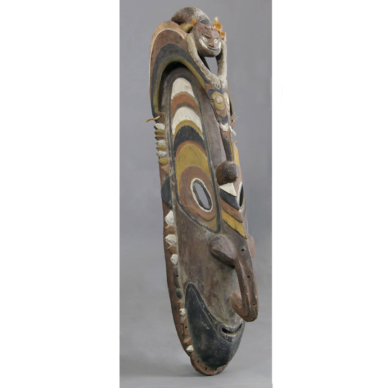 Tribal A Decorative Large Sepik River Ancestral Spirit Mask/ Papua New Guinea