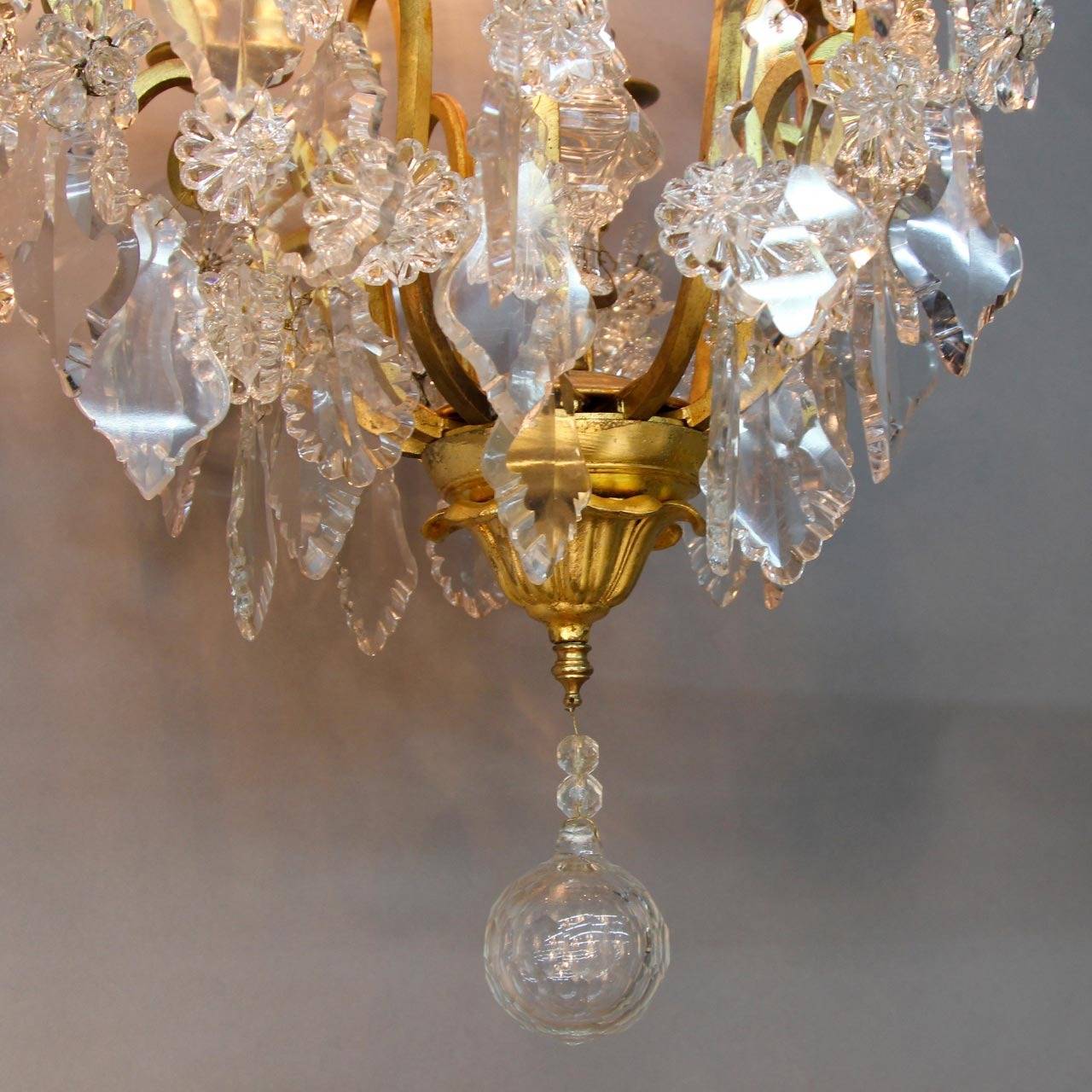 Gorgeous Louis XV French Chandelier In Good Condition For Sale In Bridport, CT