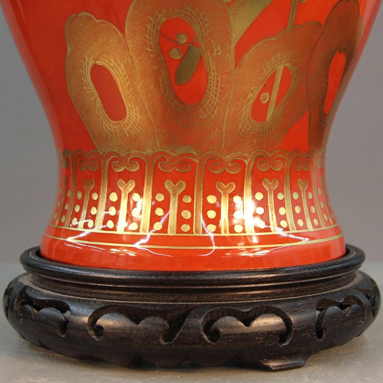 Vintage Japanese Burnt Orange/Gold Ginger Jar Table Lamp In Excellent Condition In Bridport, CT