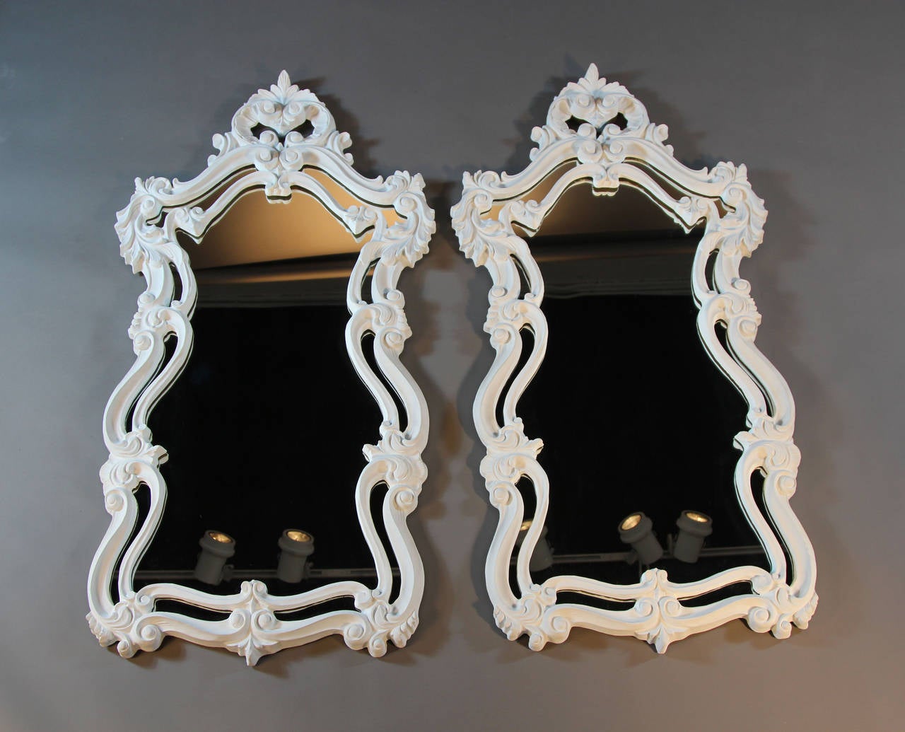 Rococo Style Mirror in White For Sale 3