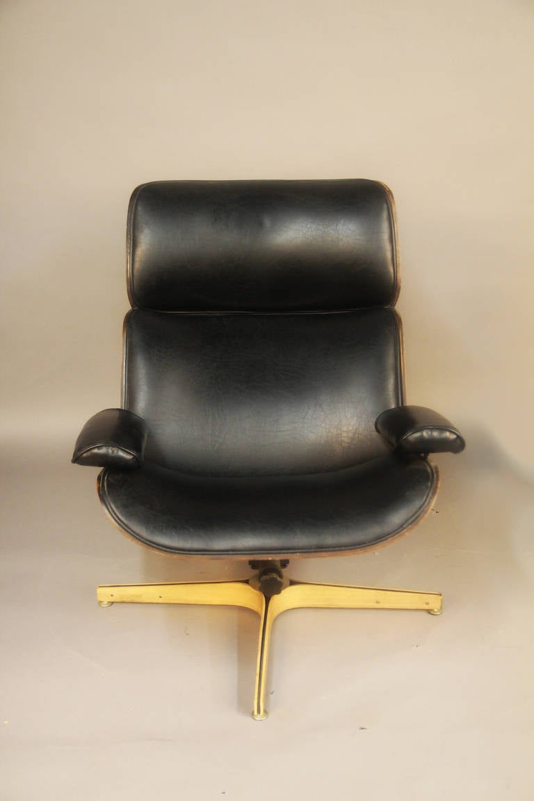 Mid-Century Modern George Mulhauser Mr. Chair Lounge Chair and Ottoman by Plycraft