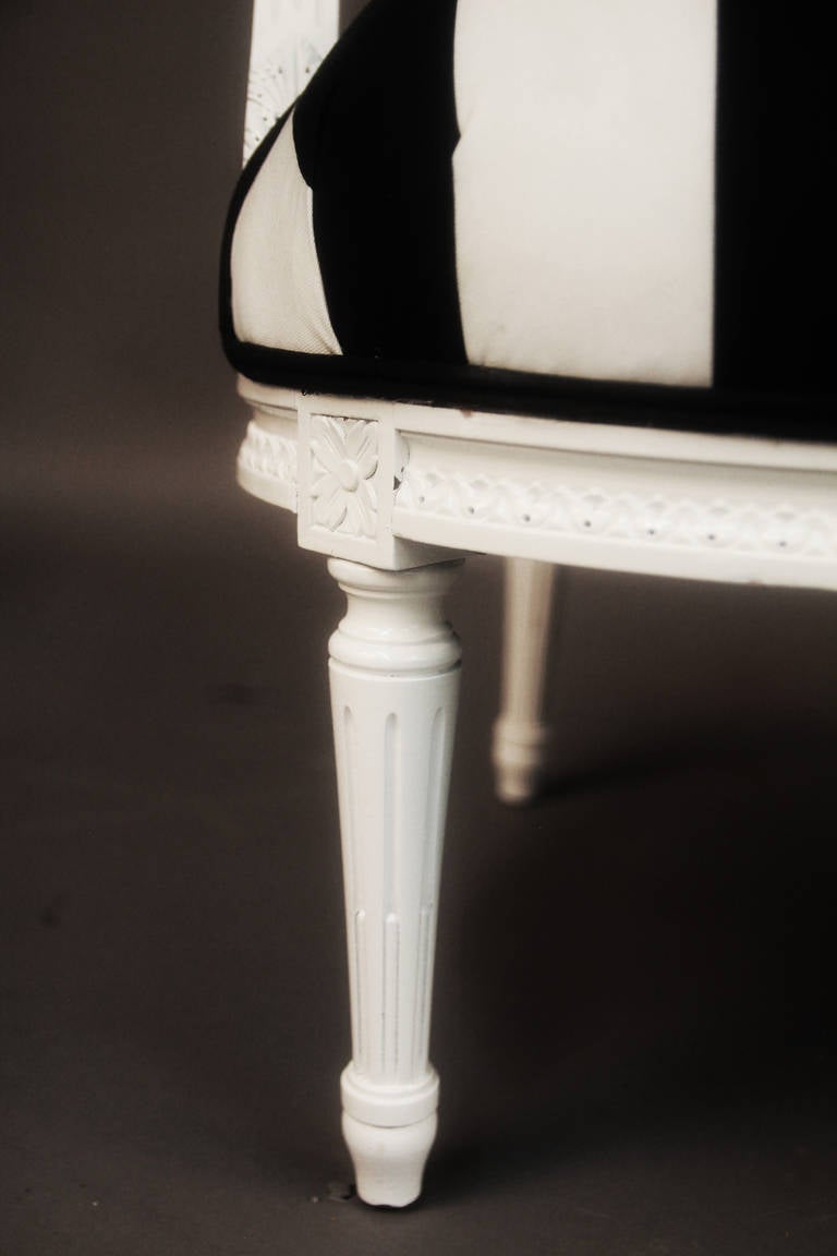 Pair of Hollywood Regency Style Chairs in Black and White Stripes 3