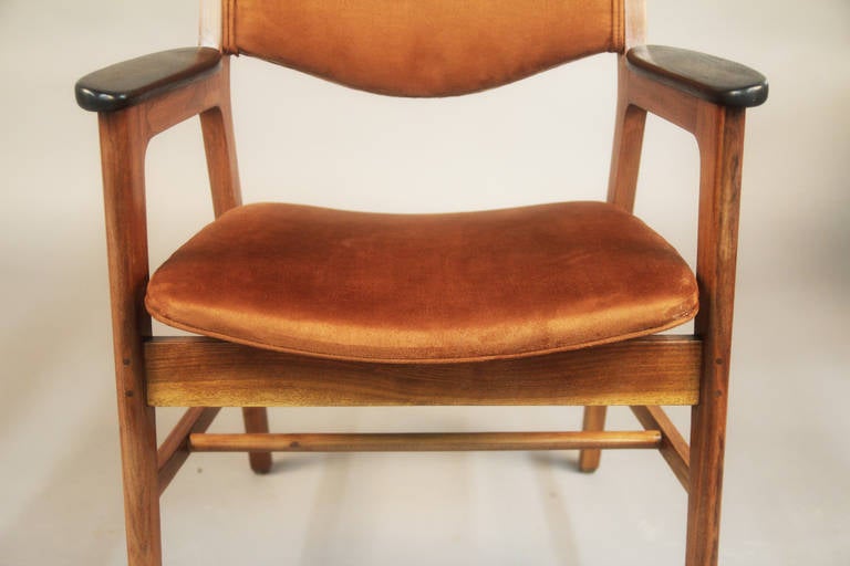 Mid-Century Modern Pair of Gunlocke Chairs in Walnut with Suede Upholstery