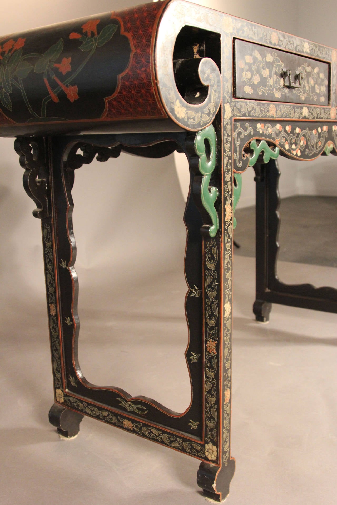 Chinese Lacquer Altar Table For Sale 1