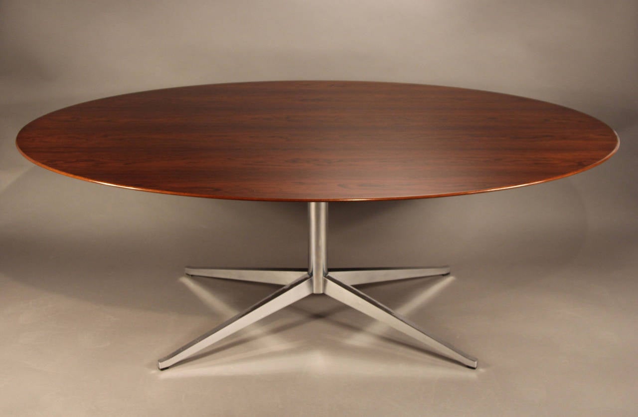 Florence Knoll Rosewood Table on Chrome Base In Excellent Condition In Bridport, CT