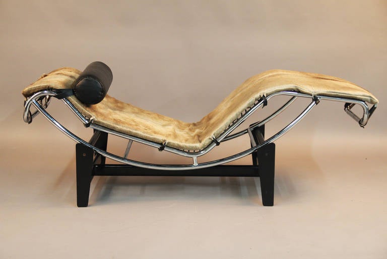 Vintage Le Corbusier LC4 Style Chaise Lounge at 1stDibs