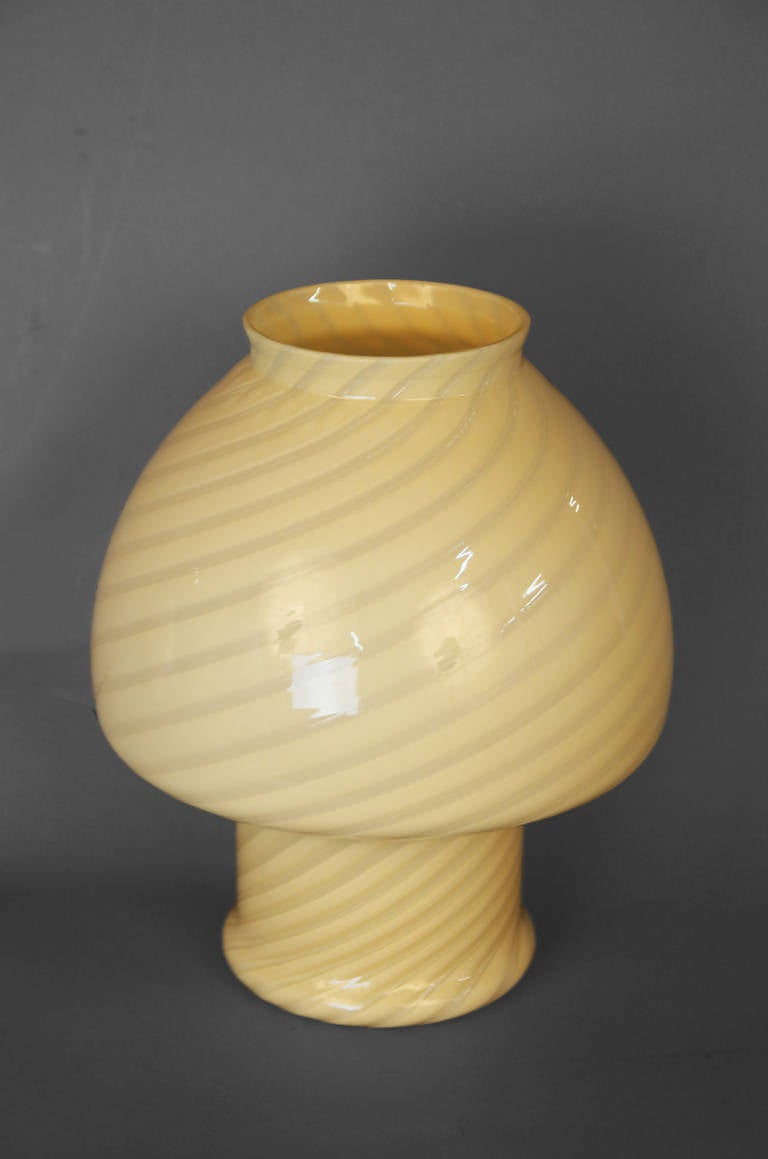Vetri Handblown Murano Glass, Swirled Table Lamps In Excellent Condition In Bridport, CT