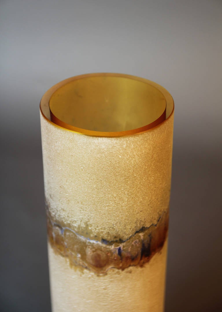 Mid-20th Century Cylindrical Scavo Murano Glass Vase by Barbini For Sale