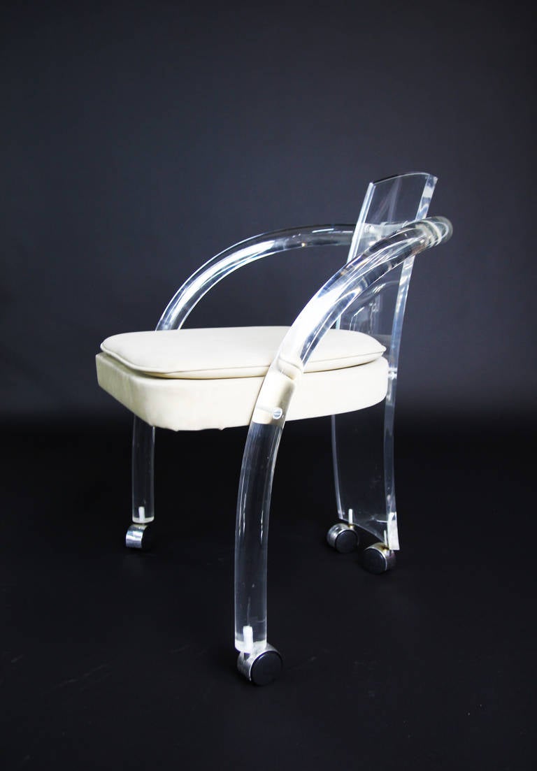 Set of Four Charles Hollis Jones-Style Lucite Chairs In Good Condition In Bridport, CT