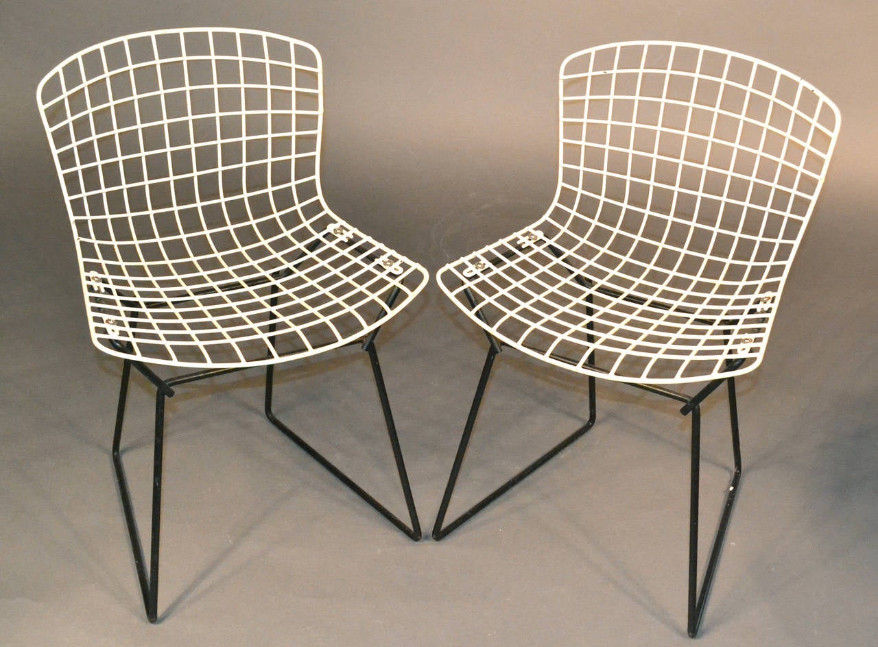American Isamu Noguchi Cyclone Child's Table and Pair of Bertoia Chairs by Knoll