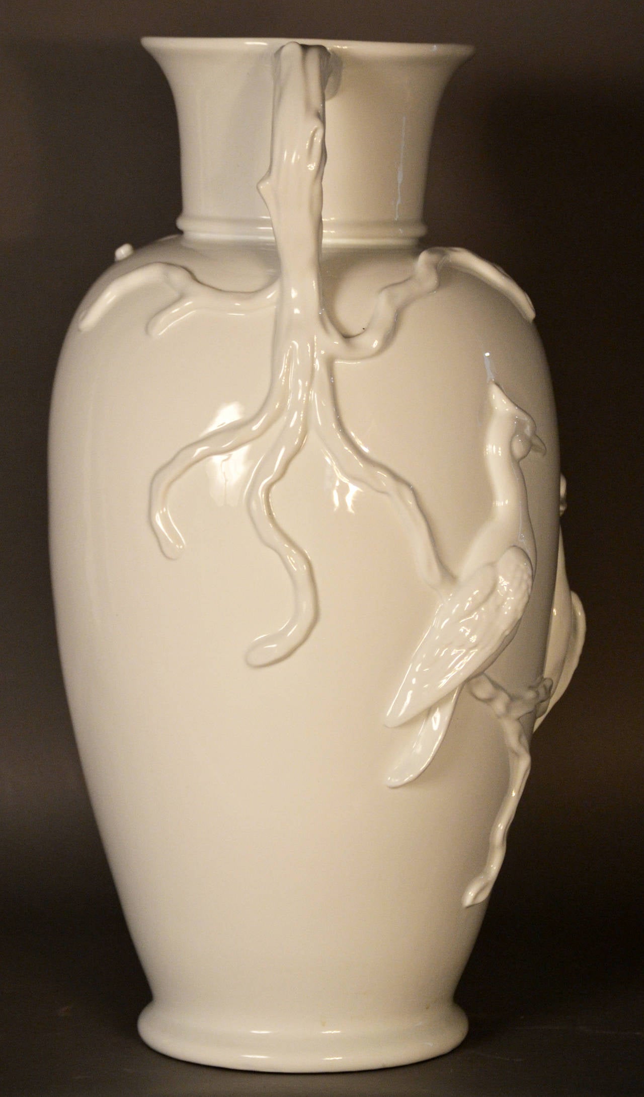 Elgin, Paris Blanc de Chine Porcelain Jar In Excellent Condition For Sale In Bridport, CT