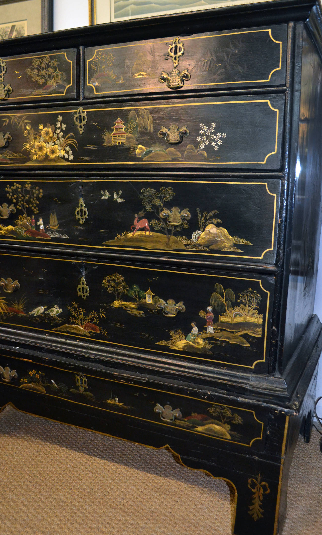 Painted Chinoiserie Two over Three-Drawer Dresser For Sale