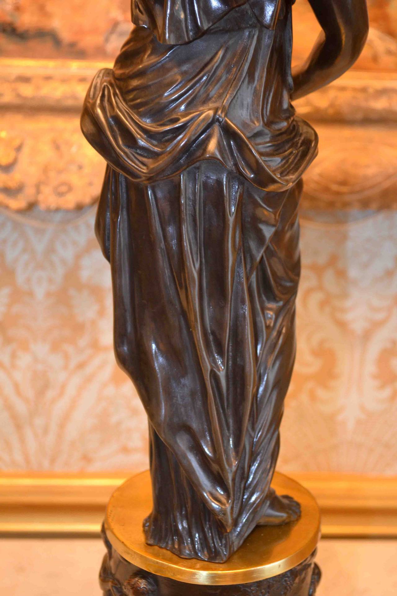 Bronzed Large Bronze Classical Figure as a Table Lamp after Clodion For Sale