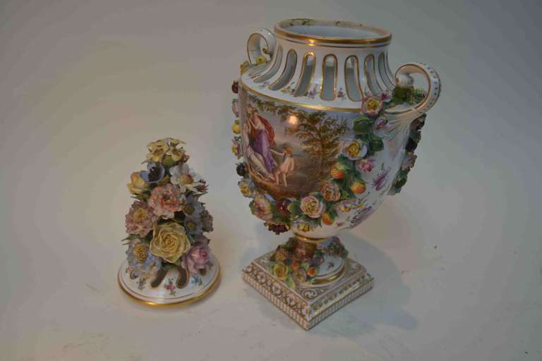 Tall Dresden Porcelain Lidded Urn In Good Condition For Sale In Vancouver, BC