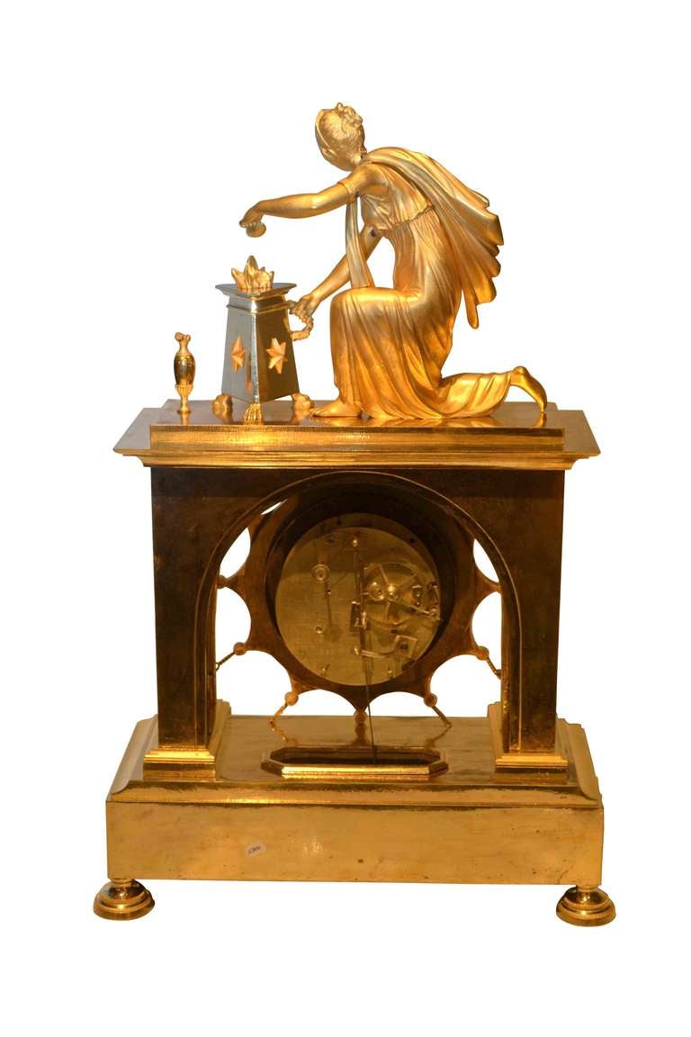 Reloj Imperio Francés de una Virgen Vestal