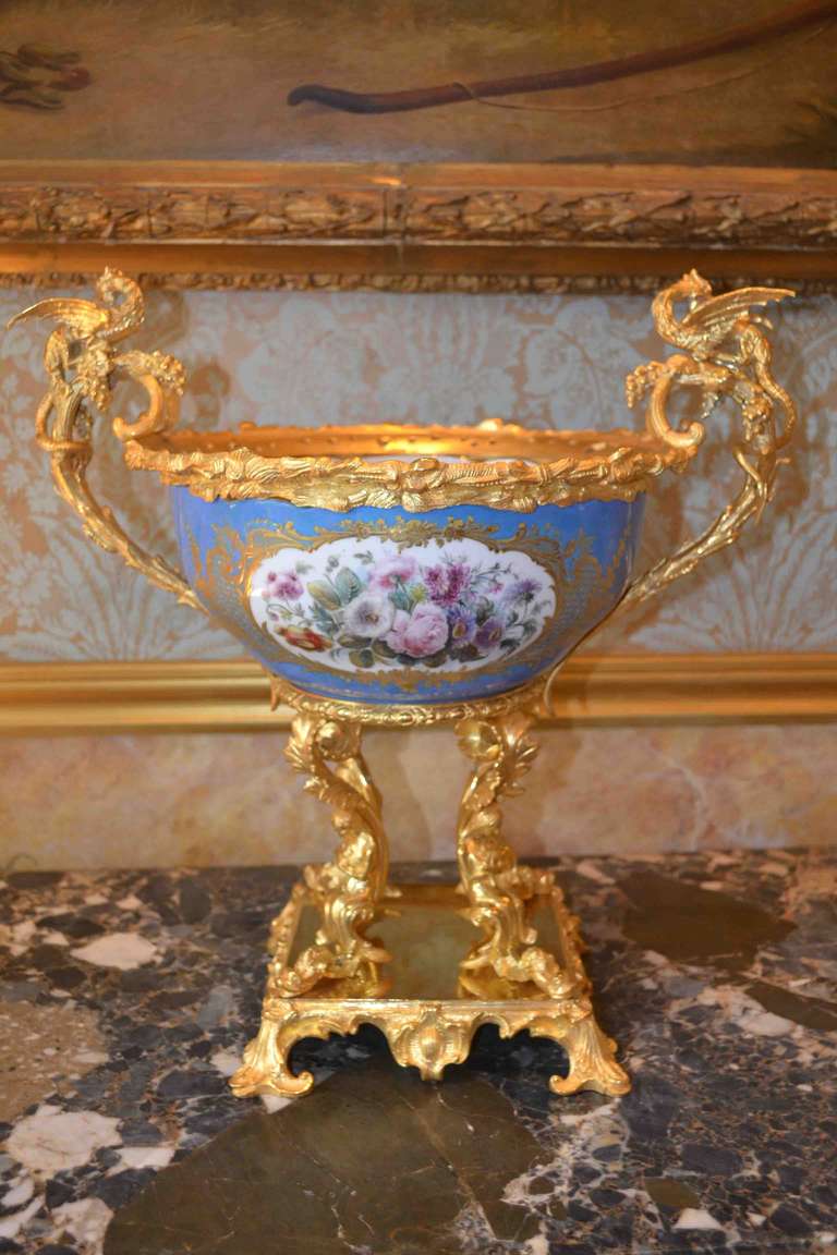 French 19th Century Sevres Style Porcelain Bowl Mounted in Gilt Bronze For Sale