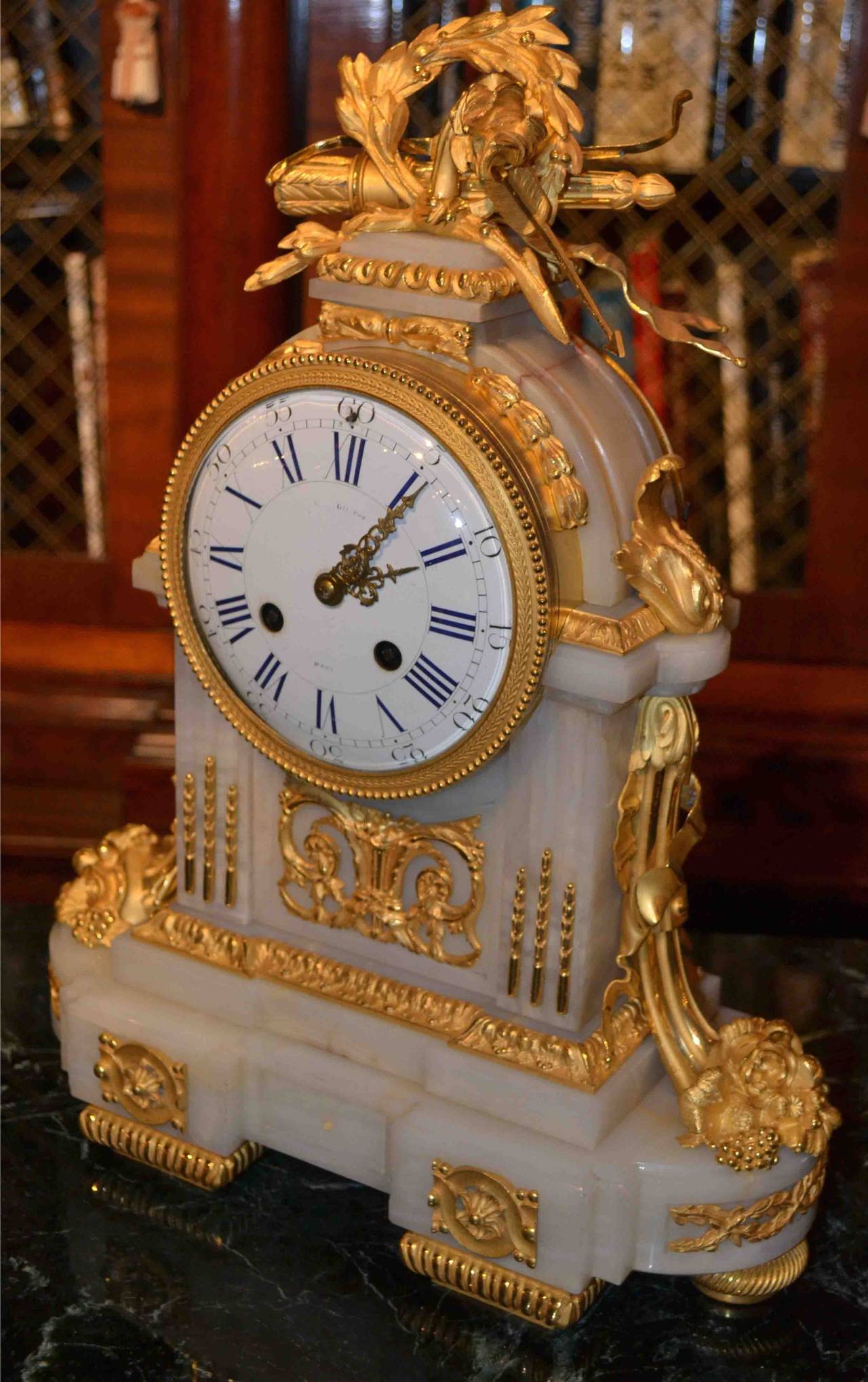 French Louis XVI Style Gilt Bronze and Onyx Mantle Clock by Raingo Freres In Excellent Condition In Vancouver, BC