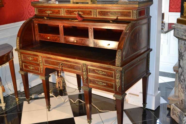 19th Century French Louis XVI style cylinder desk For Sale