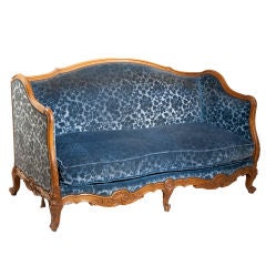 Louis XV style sofa/day bed