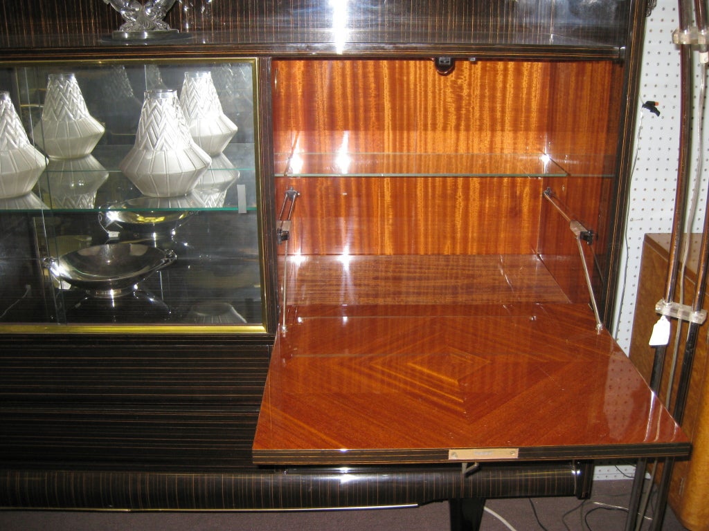 French inlaid vitrine/ secretary/ bar /desk In Excellent Condition In New York City, NY