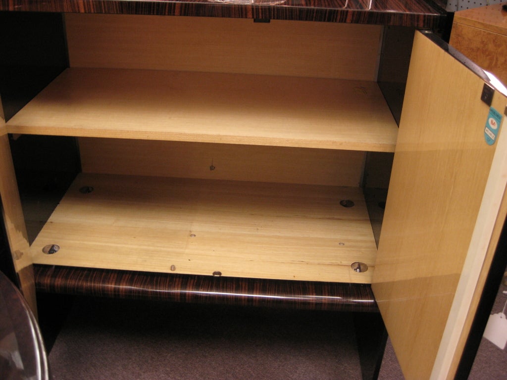 A fine pair of French Modernist macassar ebony  cabinets 6