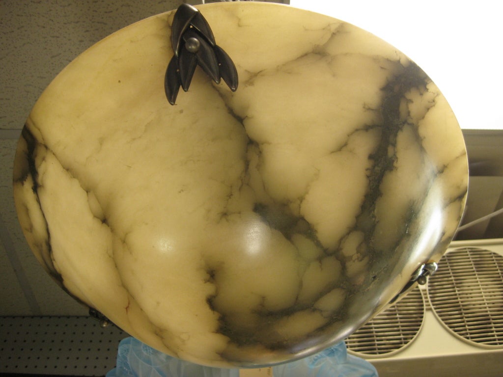 French grey veined and champagne tinted alabaster coupe 3