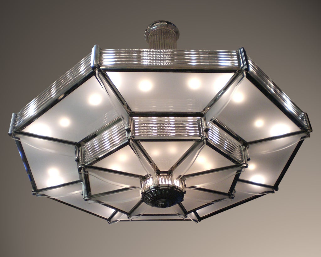 Mid-20th Century Important Palatial French Modernist chandelier by Petitot