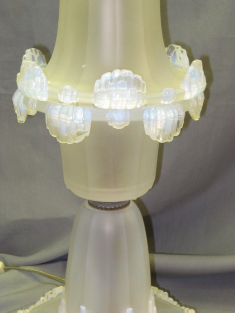 French opalescent art glass waterfall table lamp attrib to Ezan 1