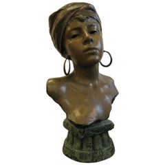Buste de femme original en terre cuite polychrome signé E. Villanis, vers 1890