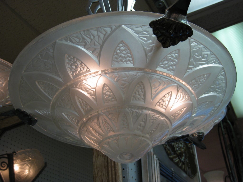 French Art Deco frosted art glass chandelier circa 1930 3