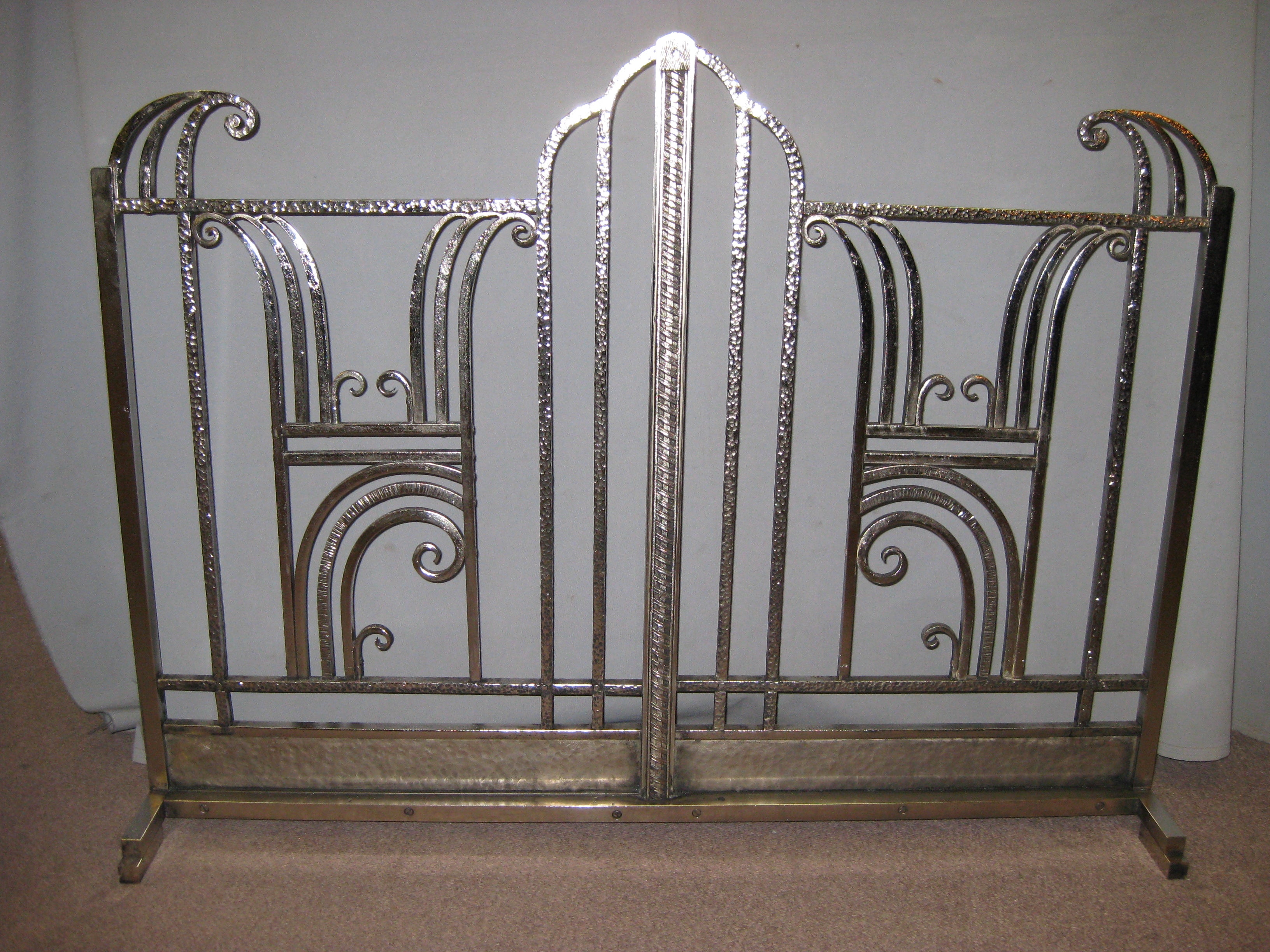 French Art Deco hand forged iron fire screen - Charles Piguet 1925