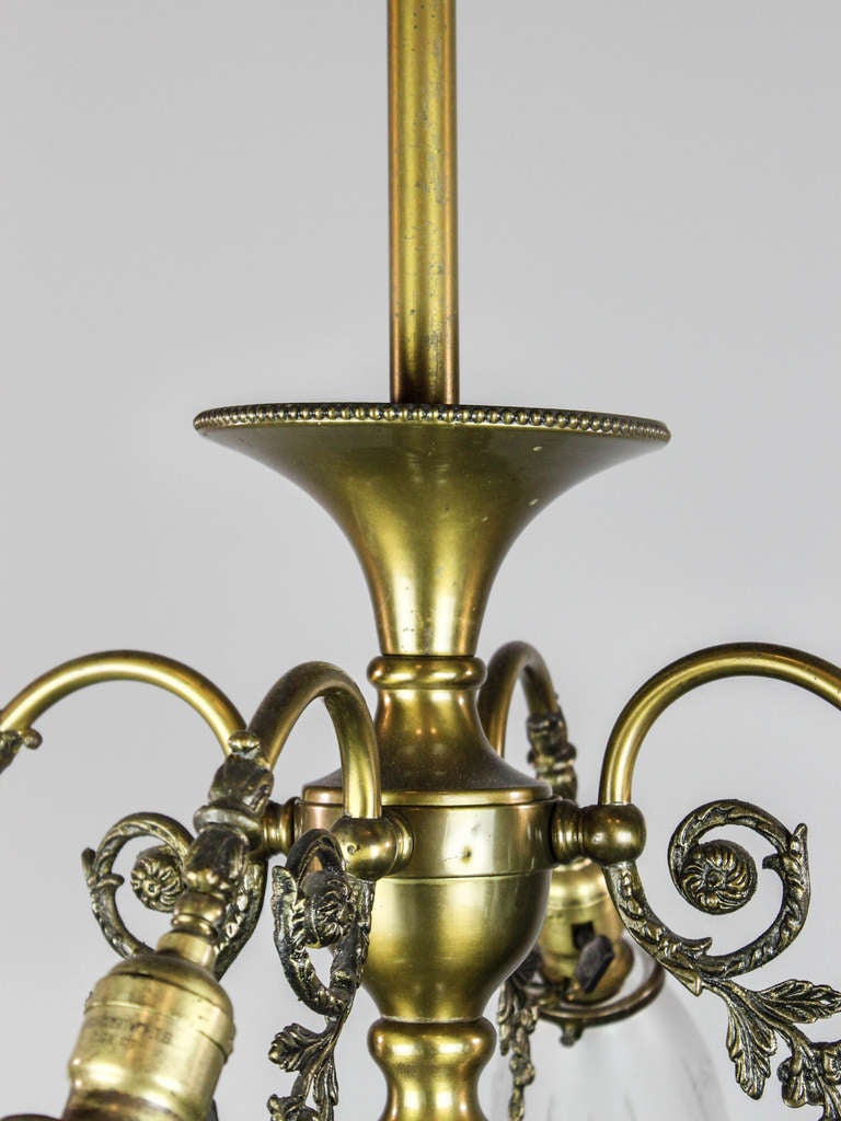 R. Williams & Co. Colonial Light Fixture (4-Light) 1