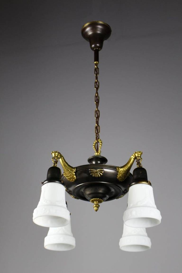 Two Tone Colonial Revival Light Fixture In Excellent Condition For Sale In Vancouver, BC