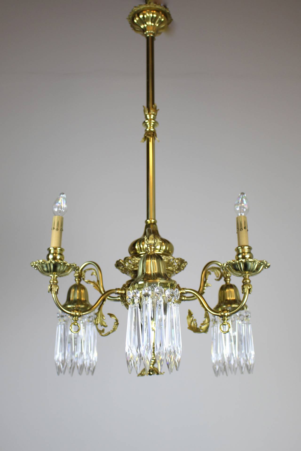 Converted Gas-Electric Decorative Sheffield Style Chandelier In Excellent Condition For Sale In Vancouver, BC