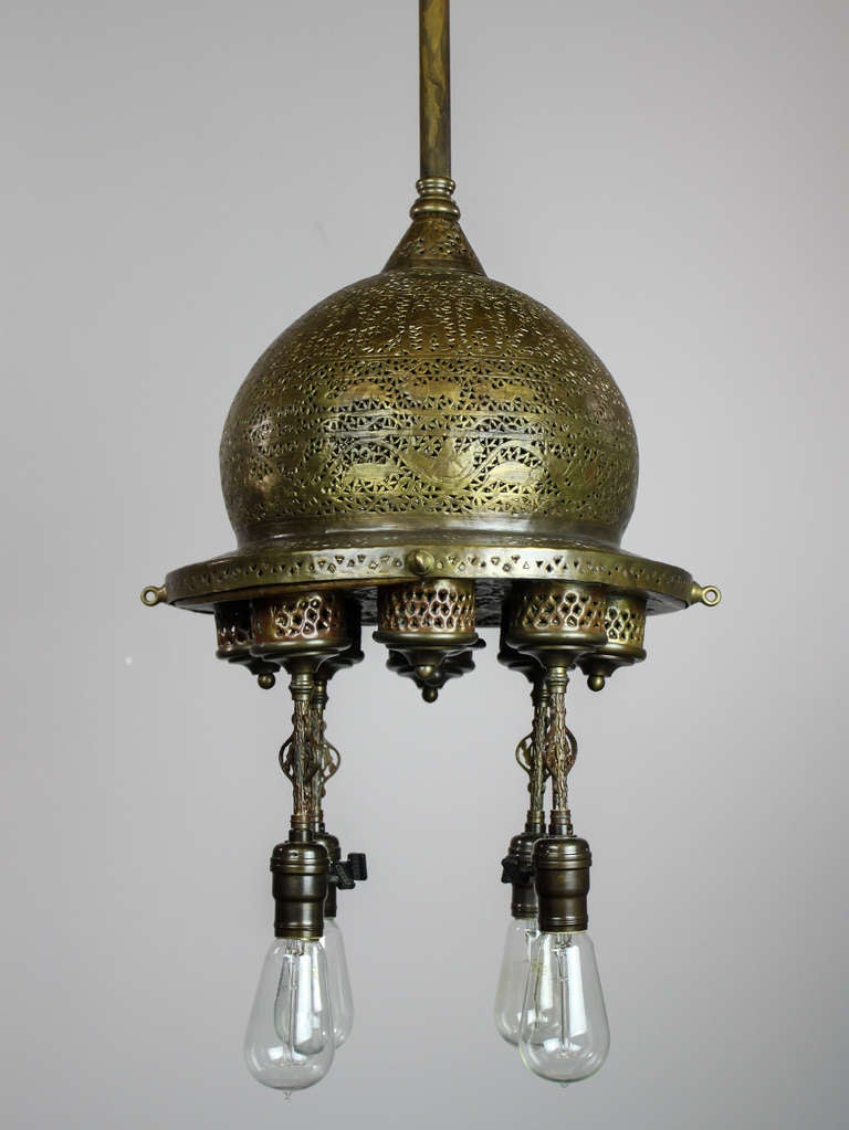 fixture in arabic