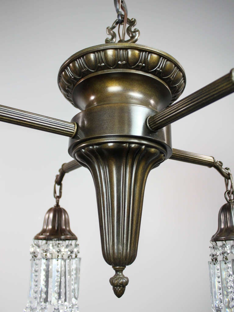 Early American Sheffield Spindle Light Fixture (4-Light) For Sale 3