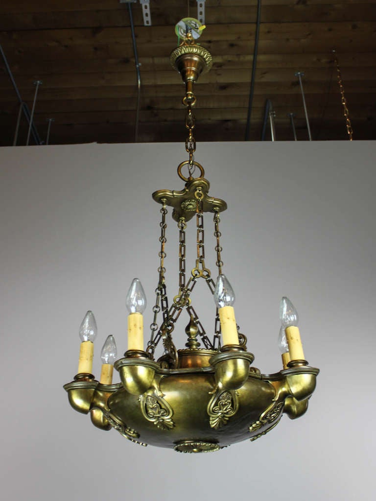 "MILLER" Powerful Empire Light Fixture (8-Light)