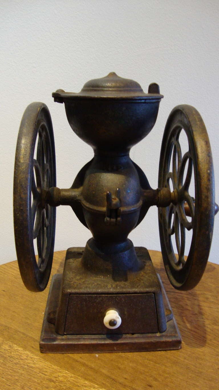 vessel coffee grinder