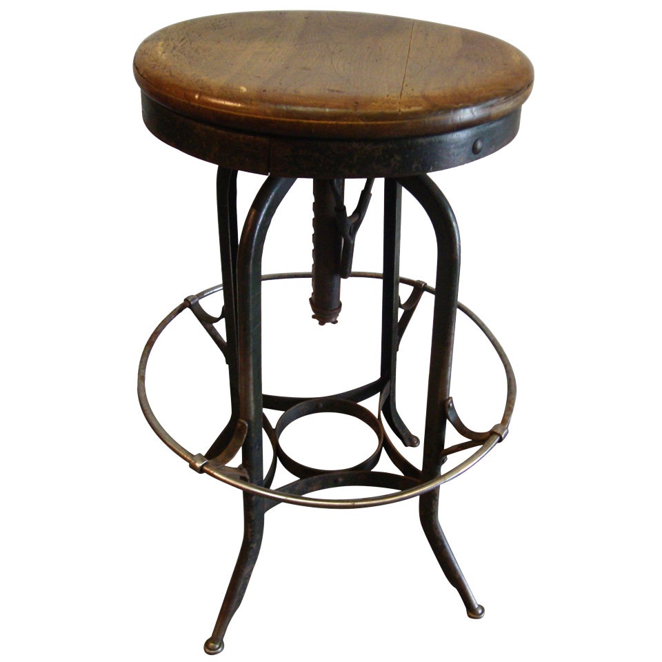 Toledo Stool